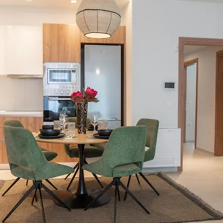 Aurelia Apartment *