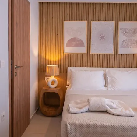 Aurelia Apartment