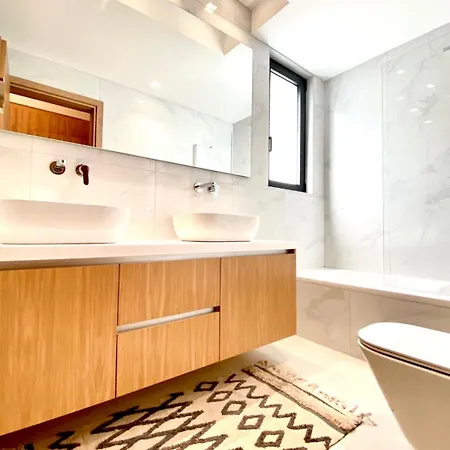 Aurelia Apartment
